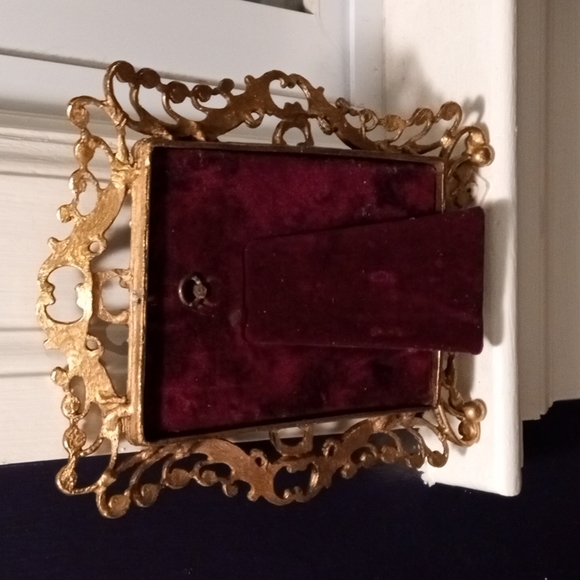 Antique Bronze metal gold gilded picture frame - Picture 2 of 2